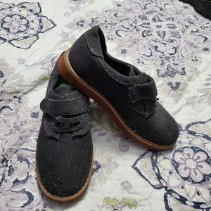 Cat&Jack little boys shoes size 11